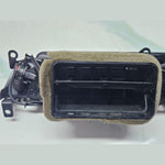 Bild in die Galerieansicht laden, 2012-2018 BMW X5 F15 Dashboard Center Air Vent Grille 9252648 OEM