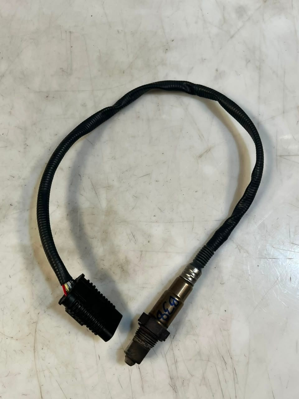 2018-2020 BMW 530e F20 G01 F21 F22 F30 F31 G30 G31 G11 Oxygen Sensor 8631047