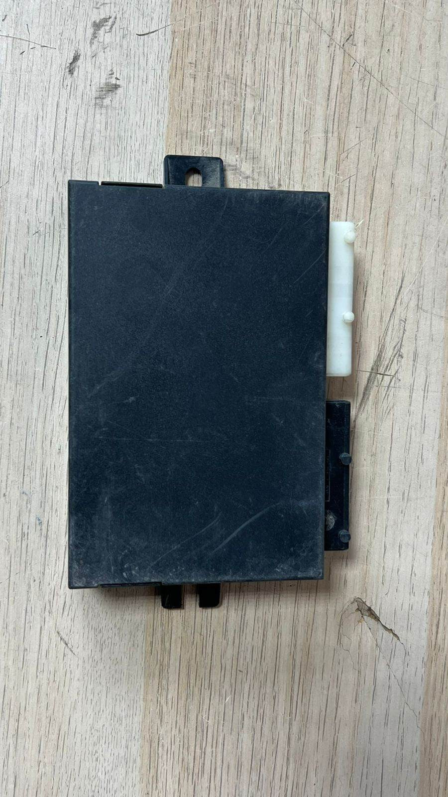 1996-1999 BMW 328i Alarm Control Unit 8367981 E36 3 Series 323i 328i