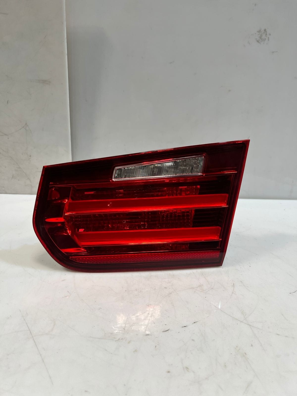 2012-2015 BMW 3' F30 F31 328i 335i F80 M3 LCI RIGHT REAR Tail Light 7371112 OEM