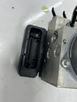 Load image into Gallery viewer, 2016 BMW 528i 5 Series F10 and 6 Series F12 L6 DXC9 Abs Pump 6876908 OEM