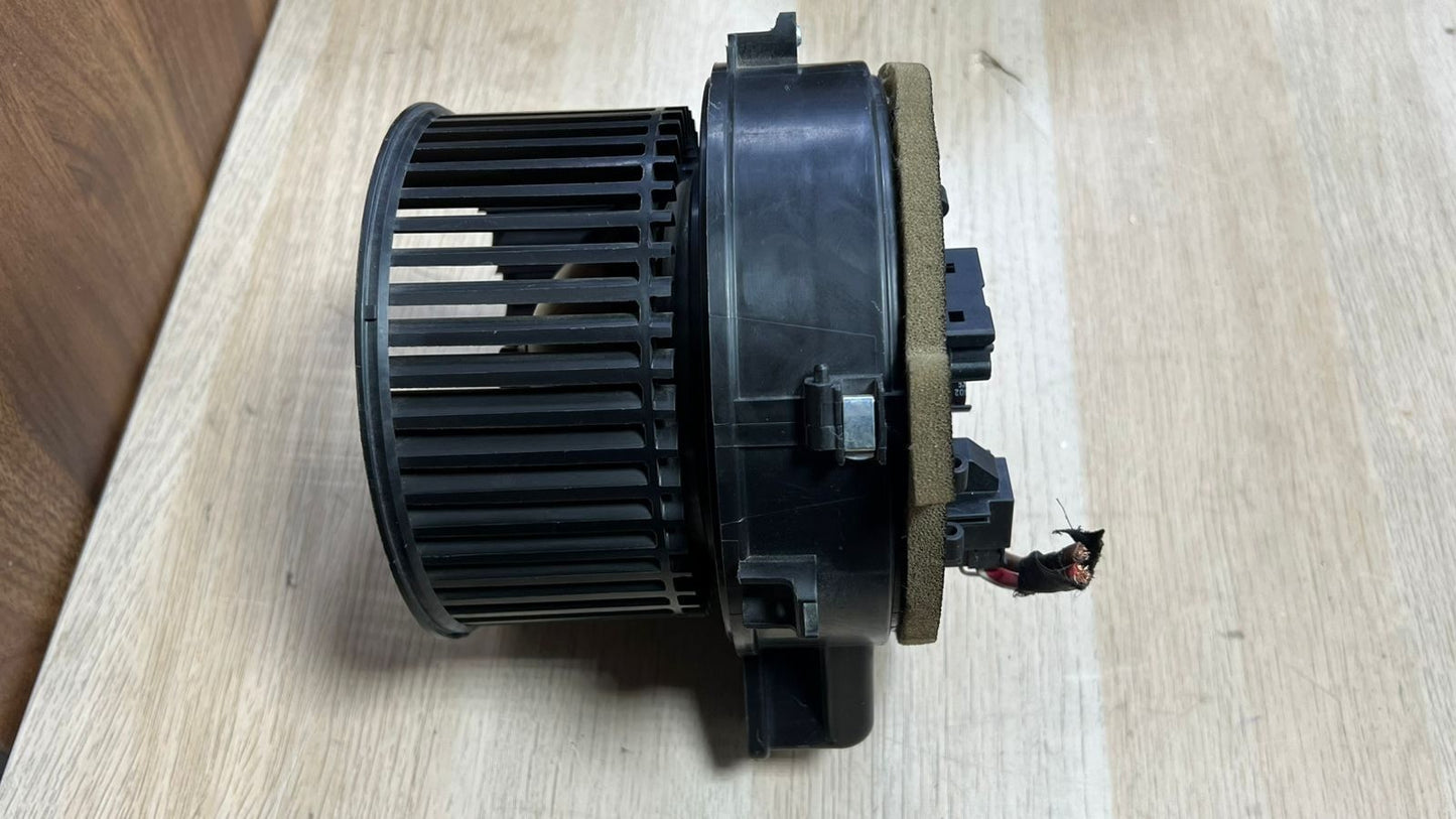 BMW Heater Blower Motor F011500123 G30, G31, F90 5 Series and G12 7 Series