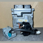 Bild in die Galerieansicht laden, 10-14 Mercedes-Benz W204 ECU Engine Control Module Ignition Key Switch SET OEM
