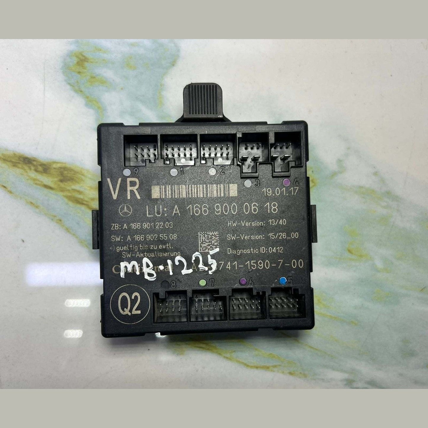Mercedes-Benz Door Control Module A 1669000618 GL, GLE, and ML