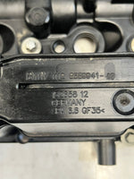 Bild in die Galerieansicht laden, BMW F20 F22 F21 E90 E91 E92 E93 Cylinder Head Valve Cover 8589941 OEM