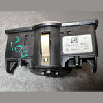 Bild in die Galerieansicht laden, 2010-2014 Mercedes-Benz W212 W204 Headlight Switch Control Unit A212 9050551