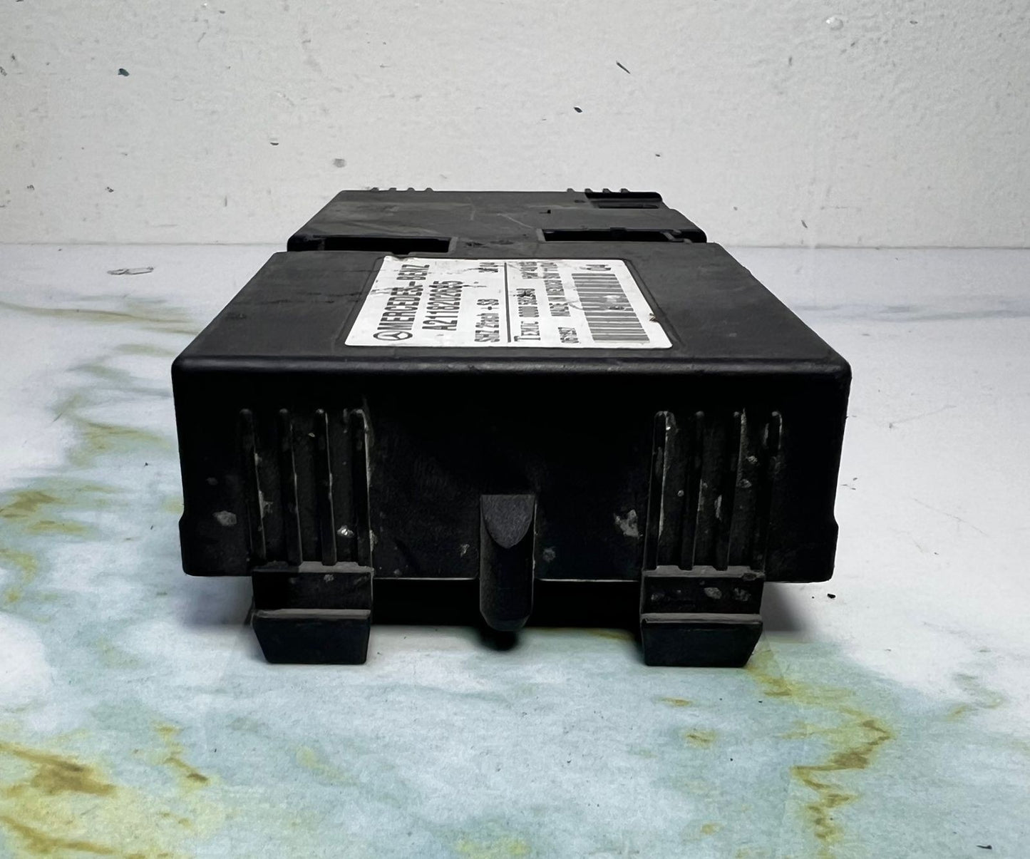 2004 Mercedes-Benz E-Class W211 E55 AMG Seat Heating Control Module A211 8202685