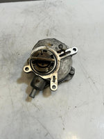 Load image into Gallery viewer, 2006-2008 BMW 750Li 6 Series E63 E64 E60 E53 E65 Brake Vacuum Pump 7545384 OEM