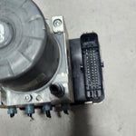 Bild in die Galerieansicht laden, 2020 BMW 330i Abs Pump Control Module 5A09E46 3 Series G20 G21