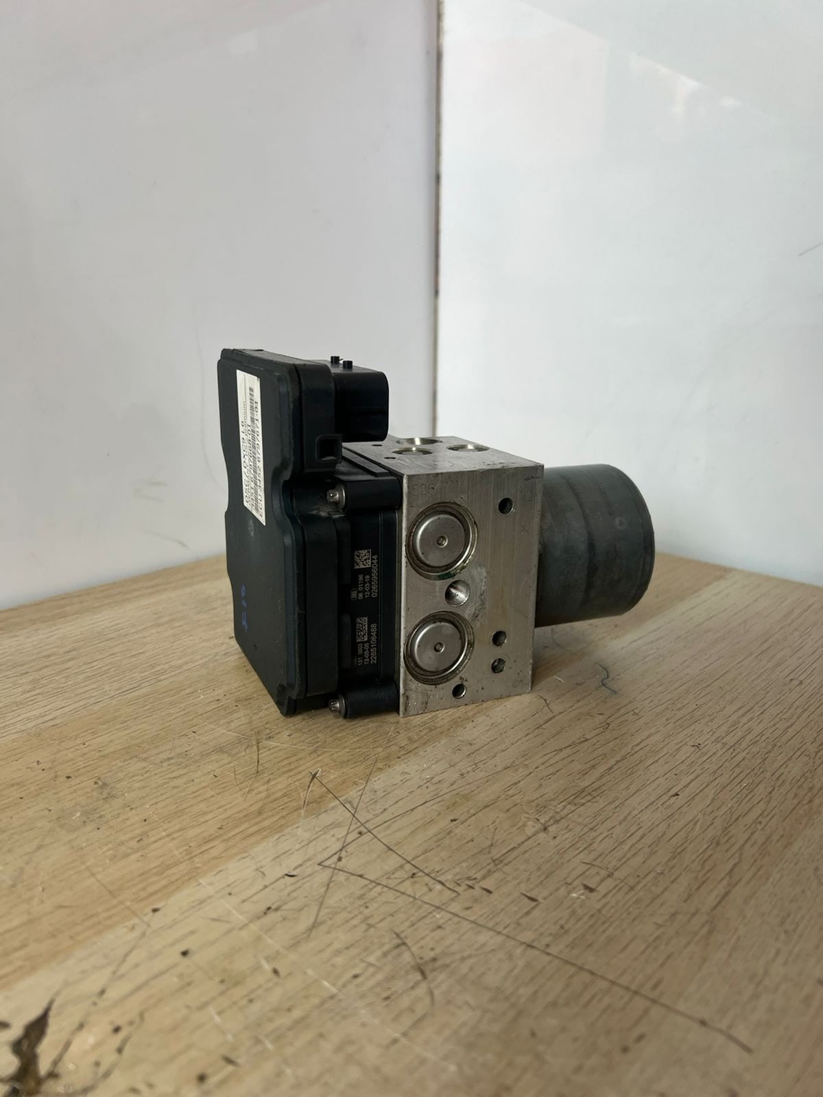 BMW 5 6 7 F01 F02 F06 F07 F10 F11 F12 F13 ABS UNIT PUMP HYDRO UNIT DSC 6797668