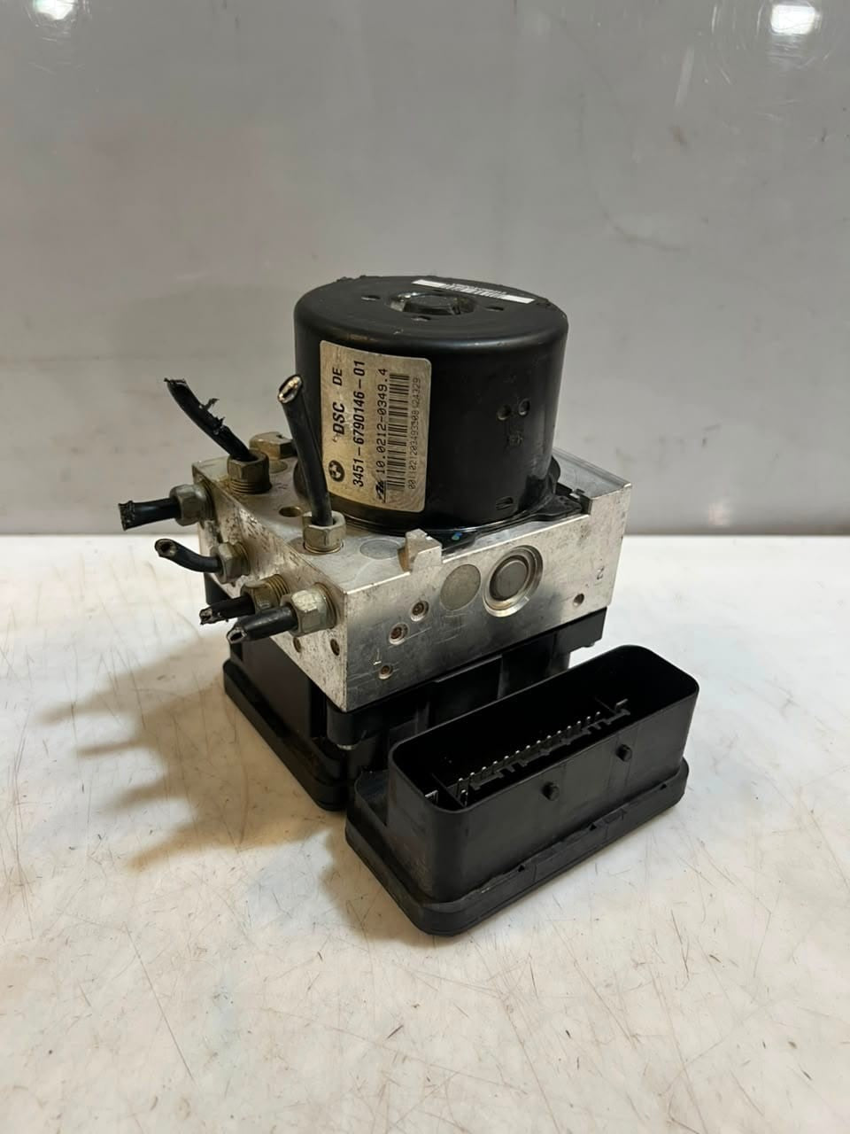 2009-2013 BMW E90 E92 E93 E91 128i ABS Pump and Control Unit 6790146 OEM