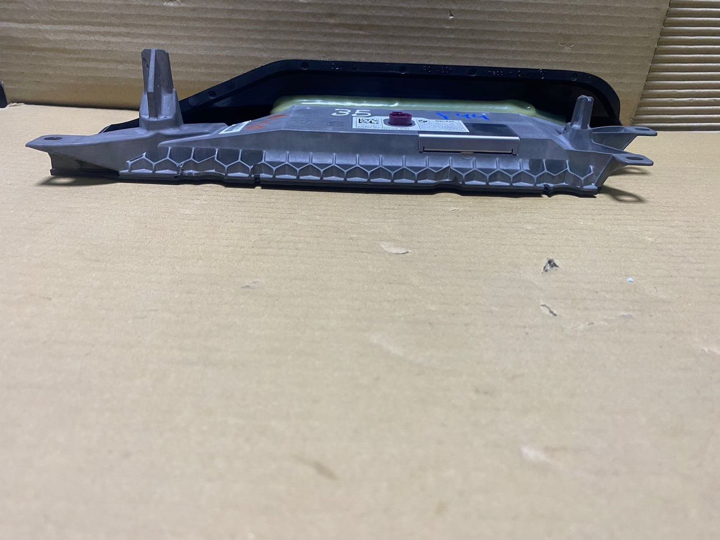 BMW Display 8720752 1 Ser F40 2 Ser F44 228i 2019-24 LHD 8.8" touch screen