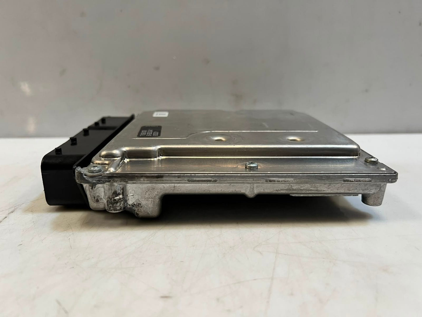 BMW 1' 3 Series LCI E82 E87 E88 E90 Engine Control Unit ECU ONLY 7647826 OEM