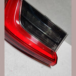 Bild in die Galerieansicht laden, 2019-2024 BMW 330i Rear Tail Light 7495085 330i M340i M3 G20 G80