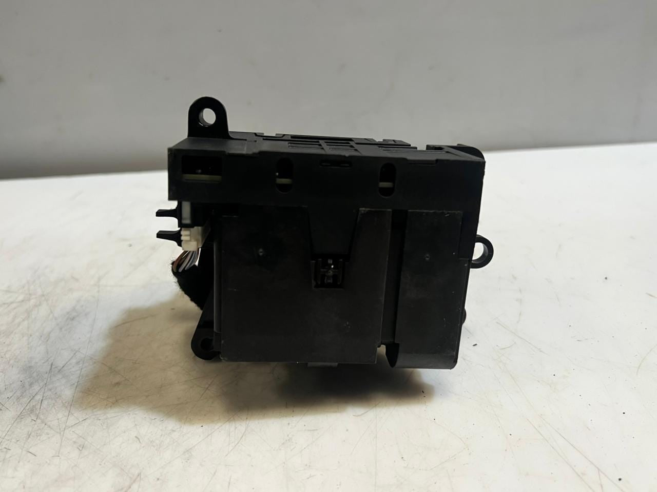 BMW G30 G31 G32 5 Series Automatic Gear Selector SWITCH KNOB 6825826 RHD OEM