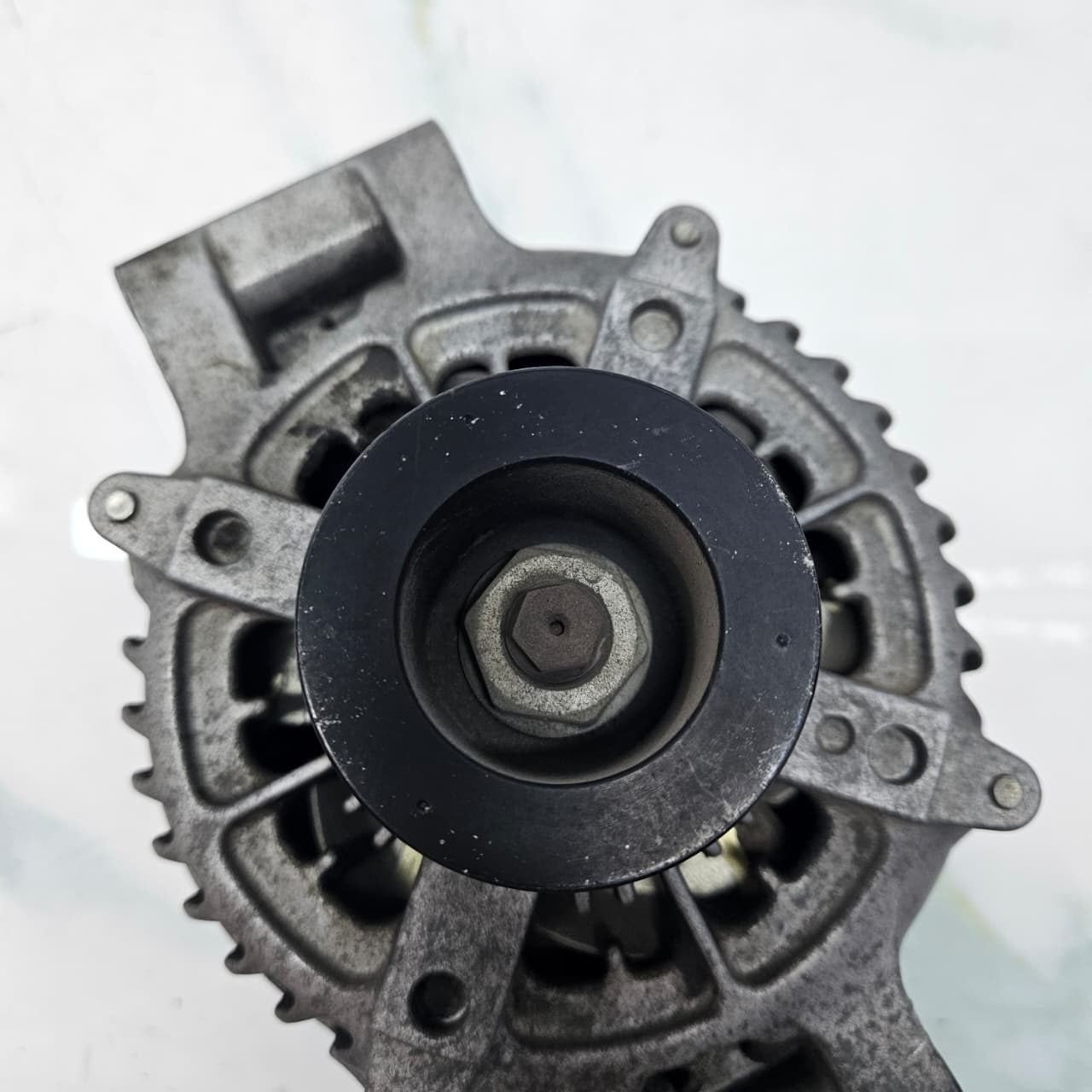 2015-2020 BMW F80 F82 M2 M3 M4 series. Alternator 7848603 USED 14V 210A S55 3.0