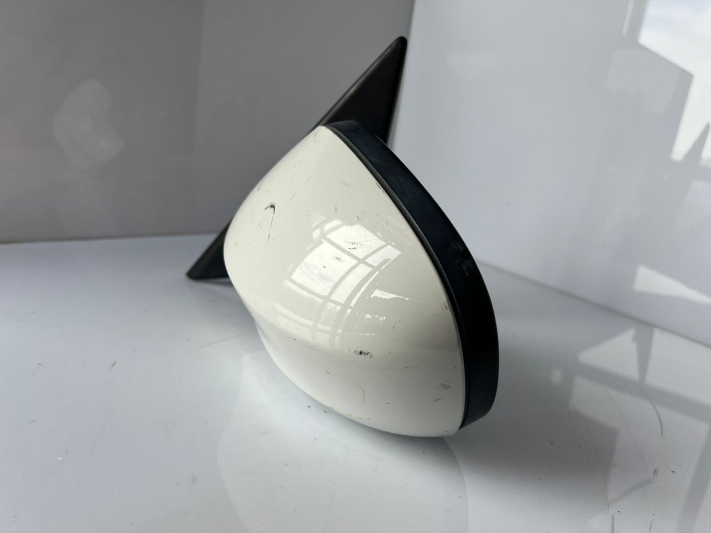 BMW E90 LCI 3-Series 328i 335i sedan LEFT SIDE Exterior Mirror 7182695 OEM RHD