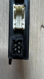 Load image into Gallery viewer, 1995-1997 BMW 740i Door Control Unit Module 8352062 E38 7 Series and E39 5 Serie