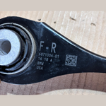 قم بتحميل الصورة إلى عارض الصور، BMW X3 G01 X4 G02 X3M F97 REAR SUSPENSION LINK ARM RUBBER MOUNT RIGHT 6871006