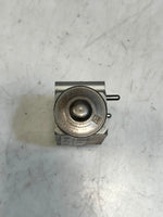 Load image into Gallery viewer, 2007-2013 BMW X4 F25 F26 E81 E82 E87 E88 E90 E91 335i AC Expansion Valve 9226078