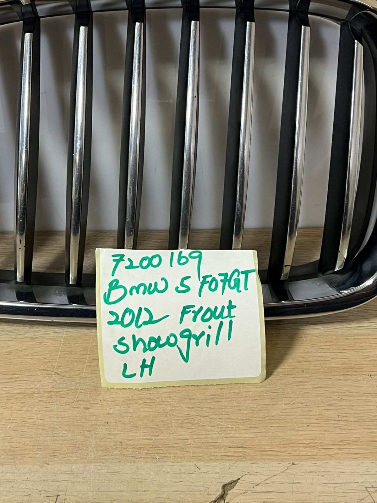 BMW 5 Series GT F07 2009 Front Left Upper Bumper Grille Trim Chrome OEM 7200169