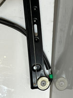 Load image into Gallery viewer, 2004-2010 BMW X3 E83 Front LEFT Door Window Regulator Motor 6925963 OEM