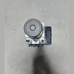 Load image into Gallery viewer, 2018-2022 BMW 530e Abs Pump 6895450 5 Series G30 G31 and BMW X3 G01