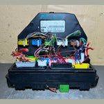 قم بتحميل الصورة إلى عارض الصور، 10-16 Mercedes-Benz W212 W204 Front SAM Module Relay Fuse Box A2129003314 OEM