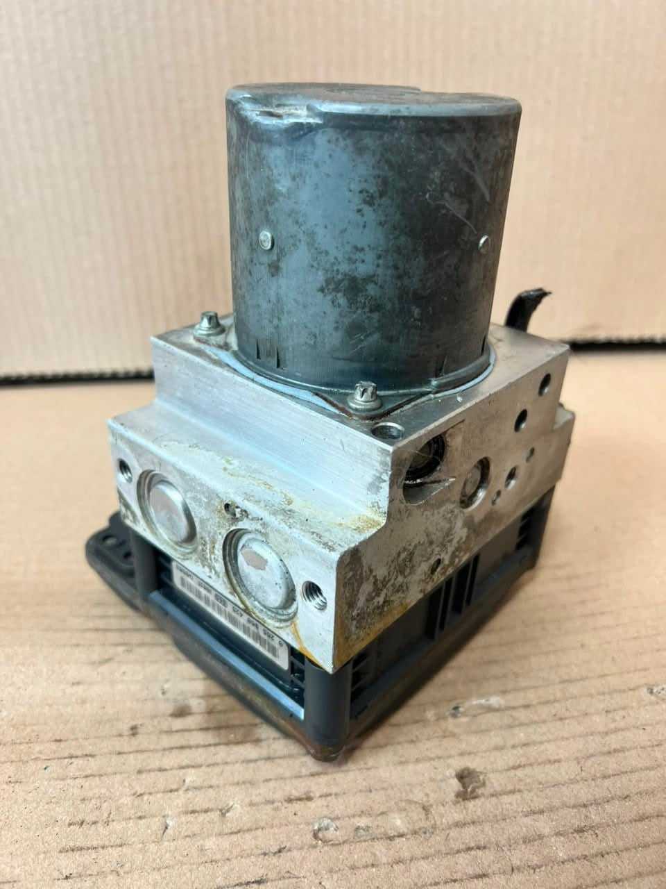BMW 7 Series F01 F02 F03 F04 DSC ABS HYDRAULIC BRAKE Pump 6851386 OEM