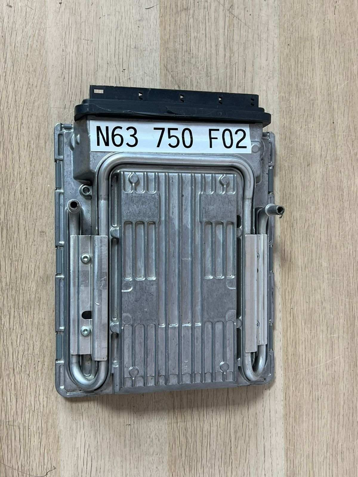 Ecu BMW F Series 5.0i ENGINE CONTROL UNIT 7595549 DME MSD85.0 5WK93826