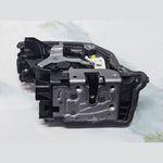 قم بتحميل الصورة إلى عارض الصور، BMW 5 G30 530i 2017 RHD Rear Right Door Lock 7477690 OEM