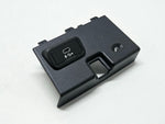 Bild in die Galerieansicht laden, 6807232-2019-2024 BMW 330i G26 C Type USB Port With Trim OEM