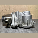 قم بتحميل الصورة إلى عارض الصور، 12-18 Mercedes W212 C300 M276 High Pressure Fuel Pump W/Housing A276 0700101 OEM
