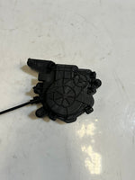 Bild in die Galerieansicht laden, BMW iX 120 Rear Tailgate Boot Lock With Actuator 7954137 OEM