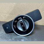 Bild in die Galerieansicht laden, 2010-2014 Mercedes-Benz W212 W204 Headlight Switch Control Unit A212 9050551