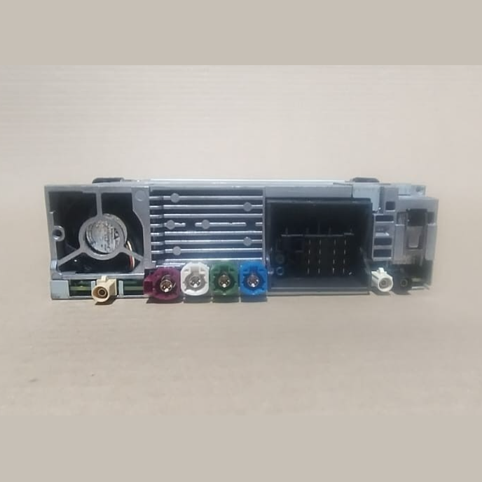 BMW F10 RADIO CD GPS HEADUNIT AUDIO PLAYER - 6822598
