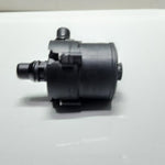 Bild in die Galerieansicht laden, 2016 BMW X3 Auxiliary Water Pump 7643949 3 Series F30 F31 F35 OEM