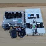 قم بتحميل الصورة إلى عارض الصور، BMW F30 F25 N20 ENGINE CONTROL UNIT DME BOSCH OEM SET WITH KEY - 7646763