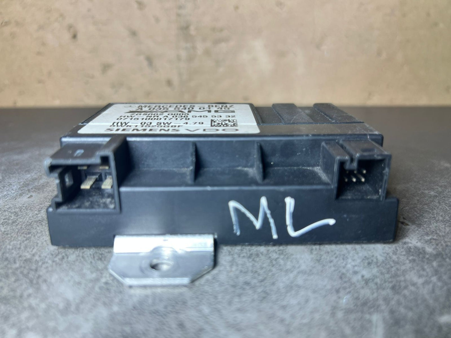 Mercedes W164 ML63 CLS63 AMG Fuel Pump Motor Control Module A035 5400145 OEM