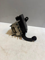 Bild in die Galerieansicht laden, BMW 3 SERIES F30 F31 F20 Abs Anti Lock Brake Module & Pump 6887510