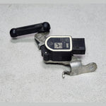 Load image into Gallery viewer, 2009 BMW 750i Height Level Sensor 6788571 7 Series F01 F02 F03 F04