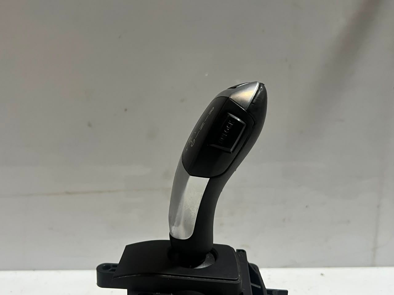 BMW 5' F10 F11X3 F25 xDrive 20d 30d Automatic Gear Shifter/Selector 9253078 OEM