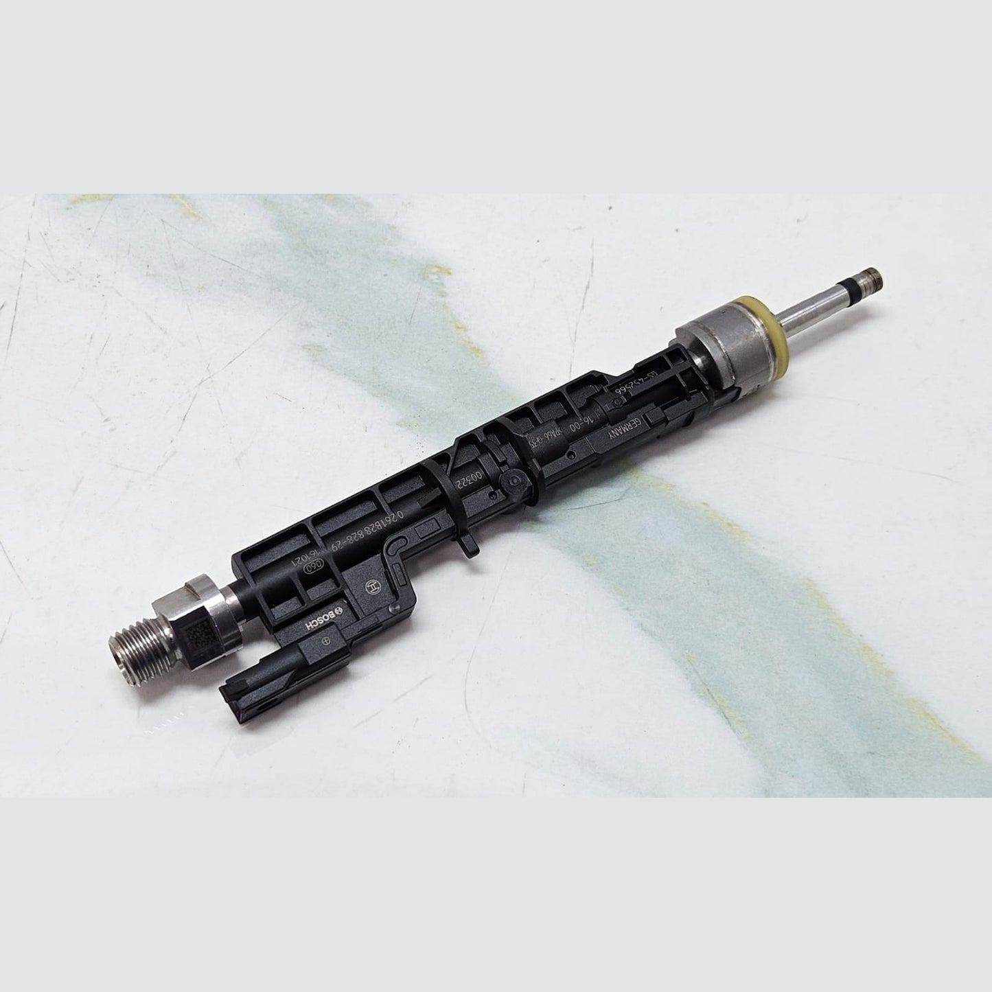 BMW S63B44 M5 F90, M8 F91 F92 F93, G30 5 Series Fuel Injector 7852362 OEM-1 PC