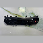 Bild in die Galerieansicht laden, 2015-2020 Mercedes-Benz C200 Radio Control Panel A2059054301 W205 C-Class