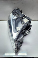 Bild in die Galerieansicht laden, 2017-2021 BMW X3 Headlight 7429084 X3 F25 OEM LED ADAPTIVE