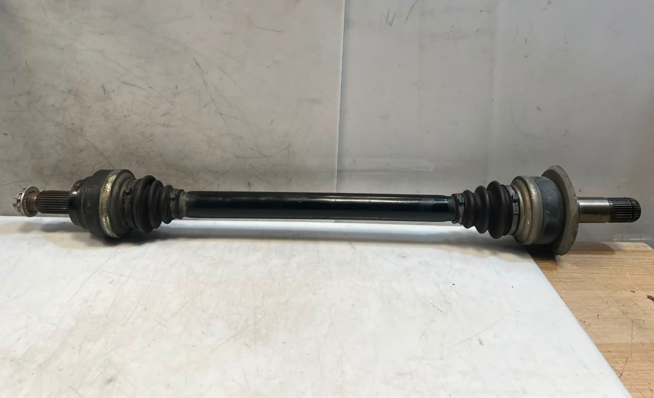 BMW 550i F03 F04 F01 F02 7-Series 650i 750iGT Rear Right Axle Shaft 7566086