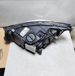 Bild in die Galerieansicht laden, BMW 2010-2013 535GT Adaptive Xenon Headlight Right 7199616 F07 GT