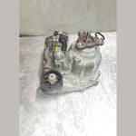 Bild in die Galerieansicht laden, 2007 BMW 328xi Transfer Case 7548666 E90 E92 E93 328xi and 335xi AWD model