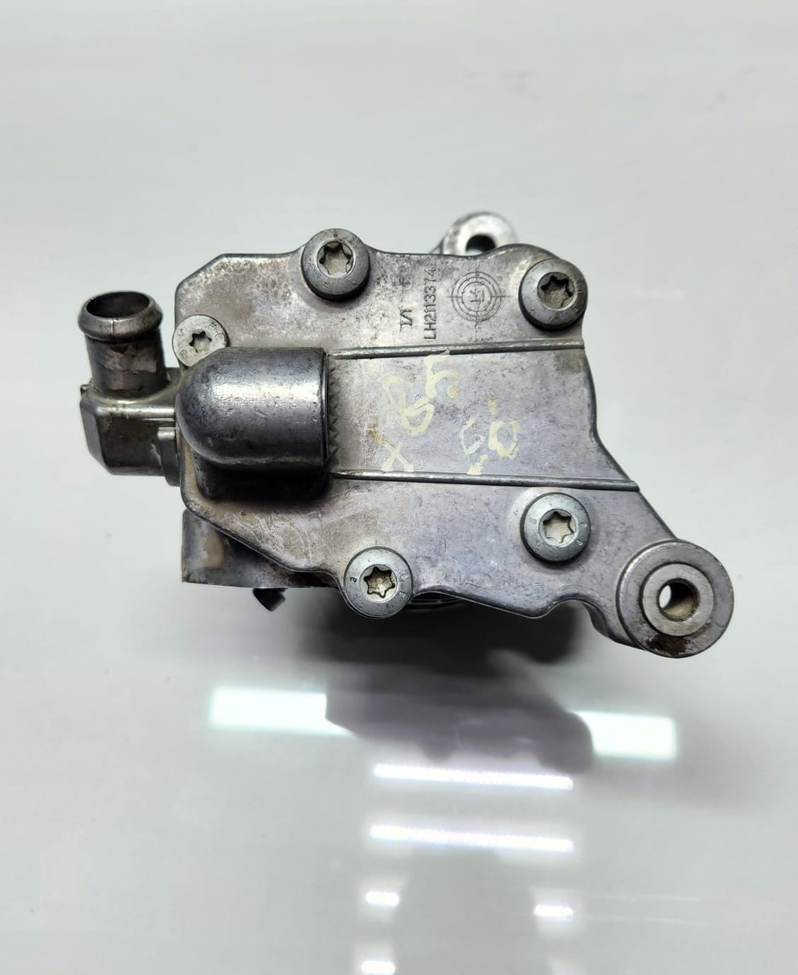 2014-2018 BMW X6 Power Steering Pump 6856684 X5M F85 and X6M F86 OEM