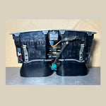قم بتحميل الصورة إلى عارض الصور، 2008-2010 Mercedes W204 C-Class Front Center Dashboard Heater A/C Air Vent